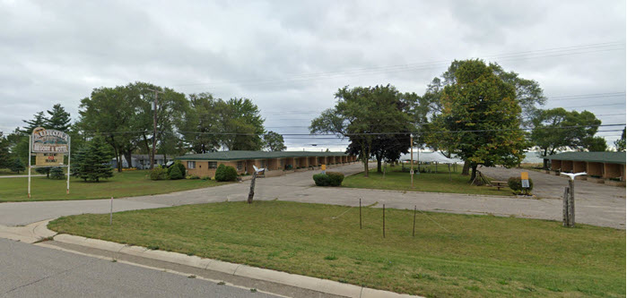 Aurora Resort Motel - 2019 Street View (newer photo)